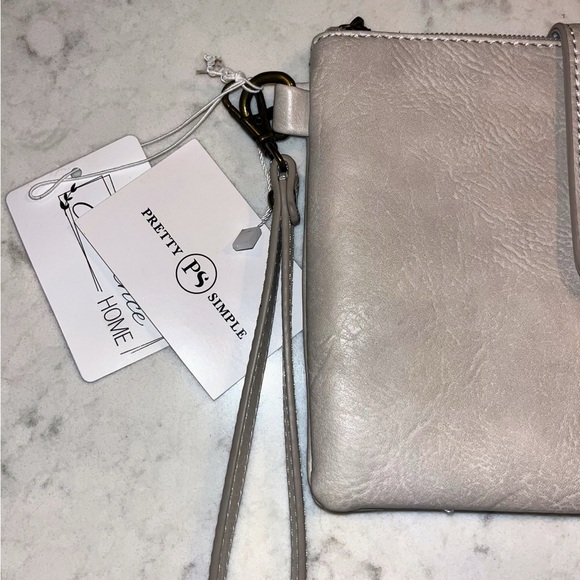 Pretty Simple Riviera Maya Rivet Clutch - Picture 3 of 8